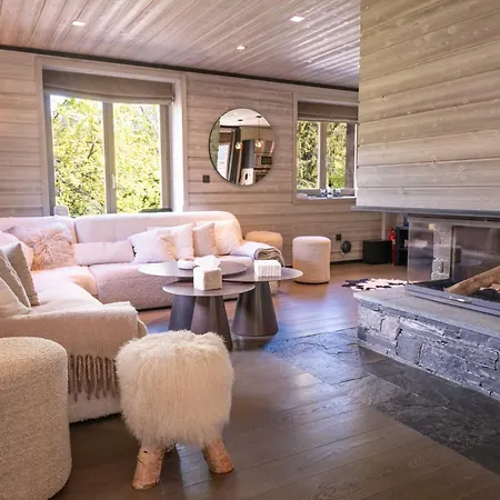 Chalet Exceptional 12p With Sauna And Jacuzzi *