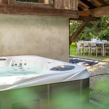 Exceptional 12p With Sauna And Jacuzzi Alpstuga Megève