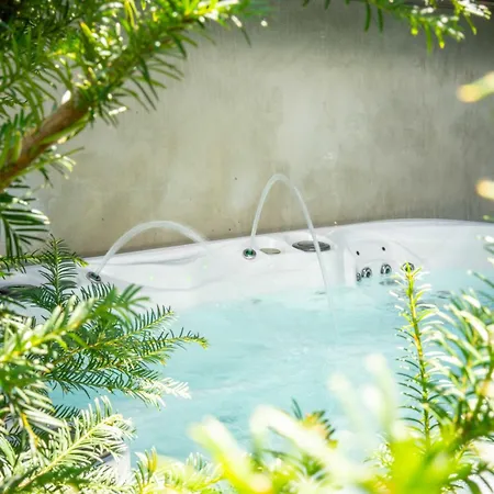 Alpstuga Exceptional 12p With Sauna And Jacuzzi Megève